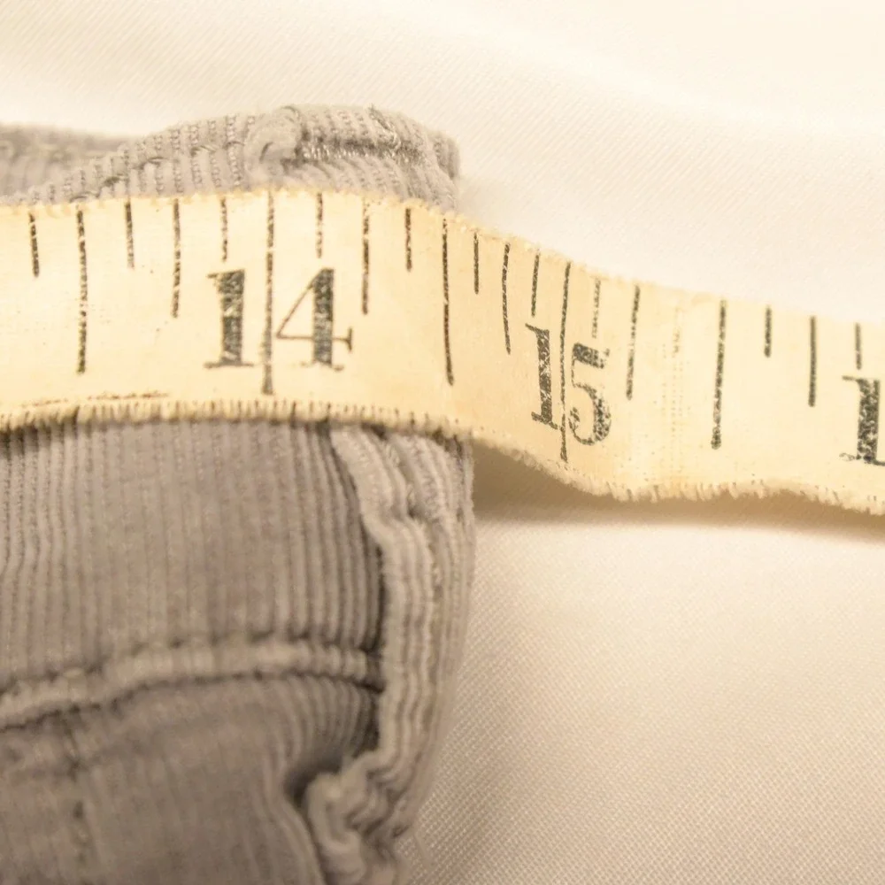 American Eagle Women's Gray Corduroy Mom Jeans Size 4 29x27